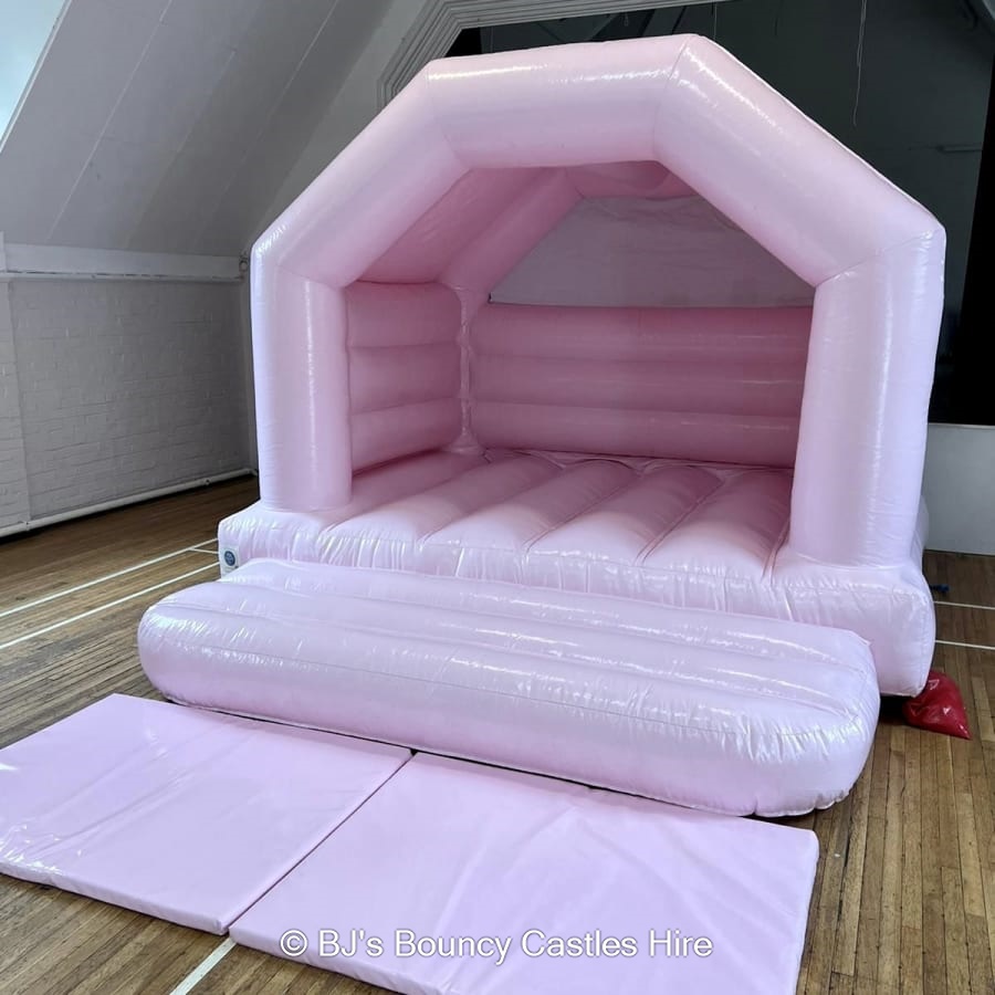 Pastel Bouncy Castles & Pastel Soft Play Hire Best Bouncy Castle Hire